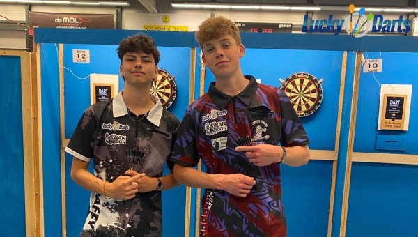 Ramses Hermus pakte eerste Lucky Darts titel na winst op Ryan Schipper in finale in Amsterdam